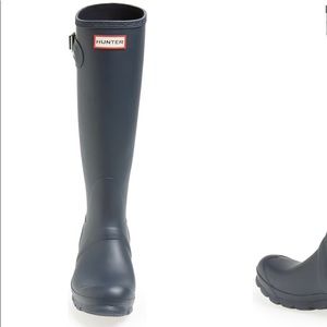 Hunter Tall Matte Rain Boots